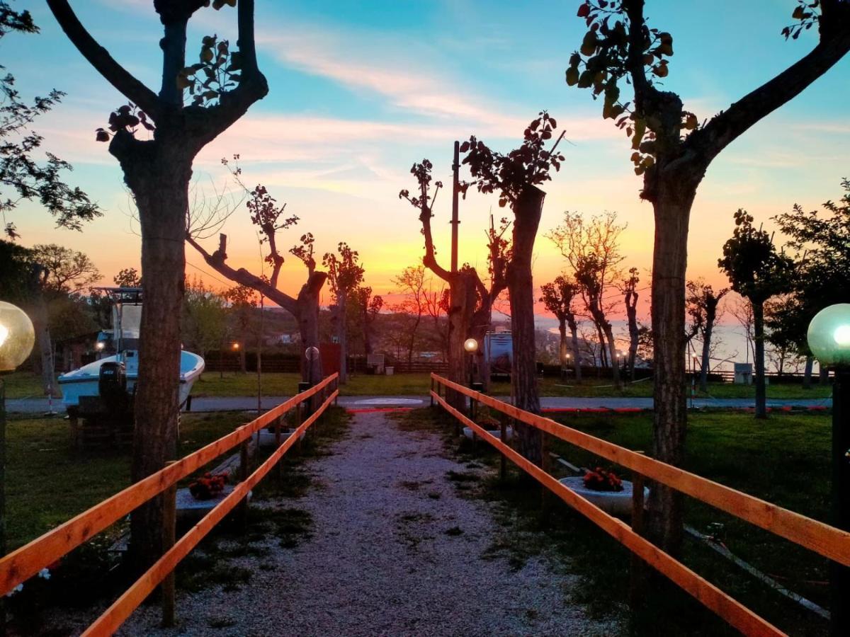Camping Torre Mucchia Ortona Exterior photo